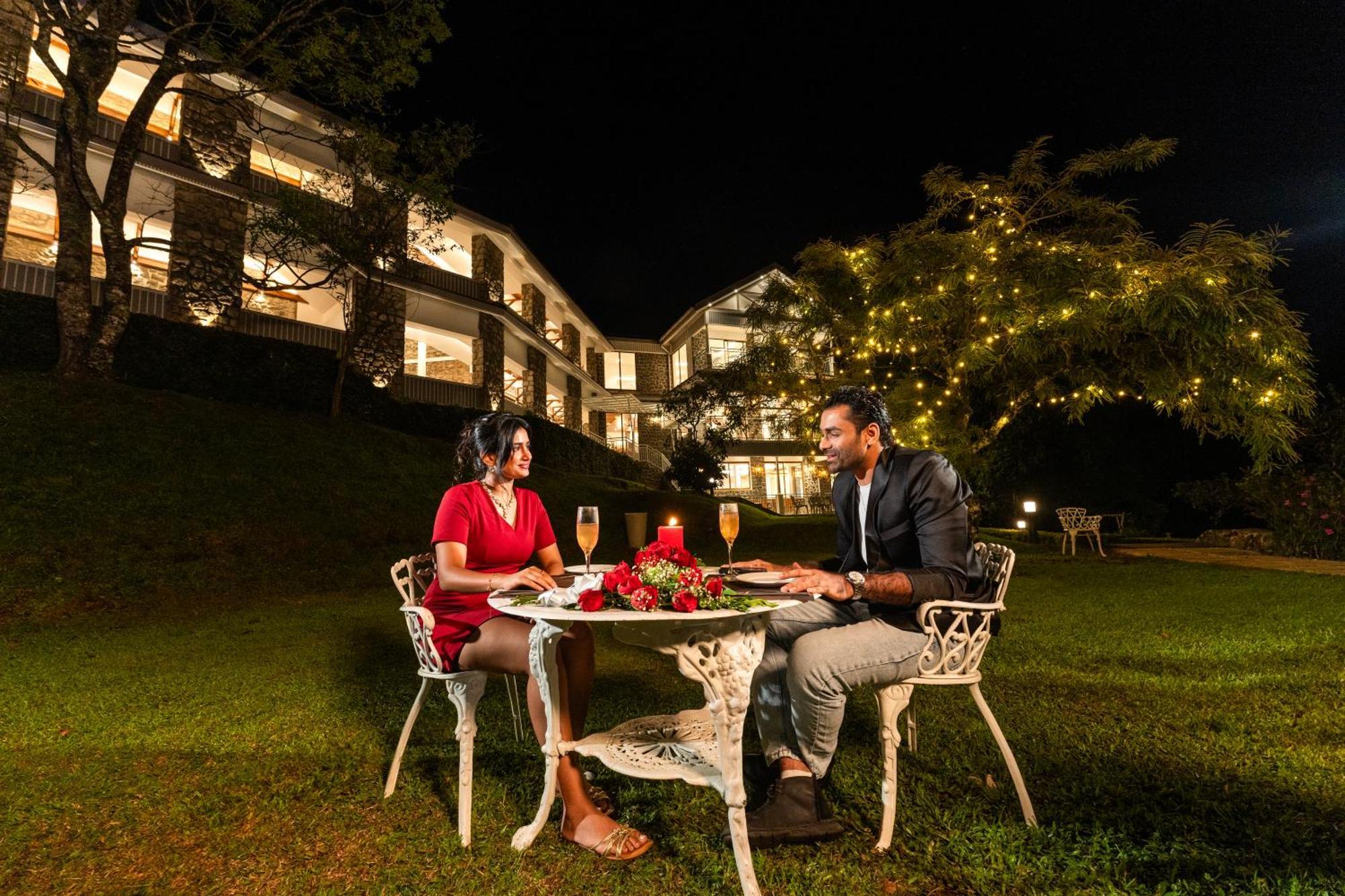 Le Montfort Resort Munnar Extérieur photo
