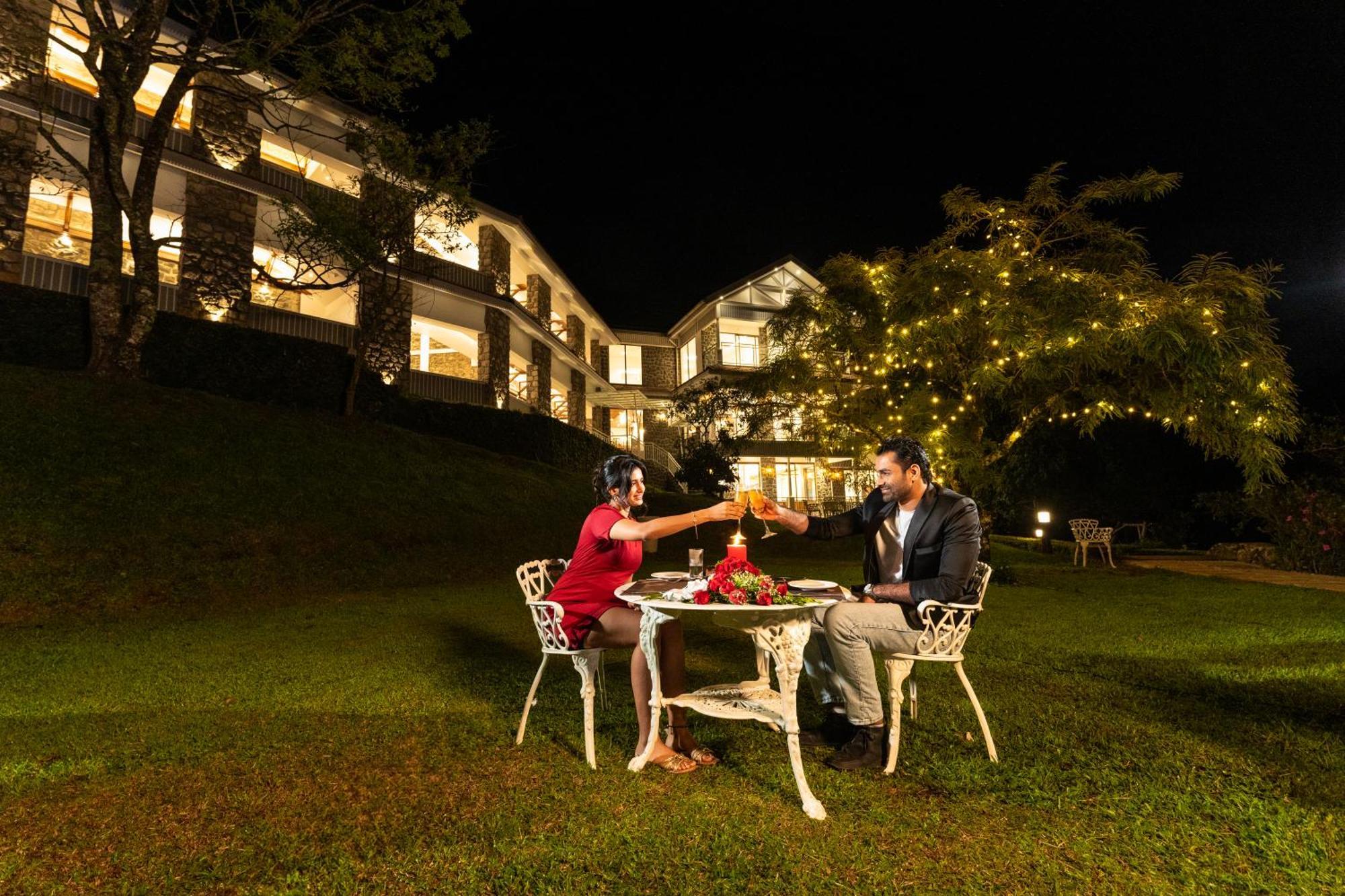Le Montfort Resort Munnar Extérieur photo