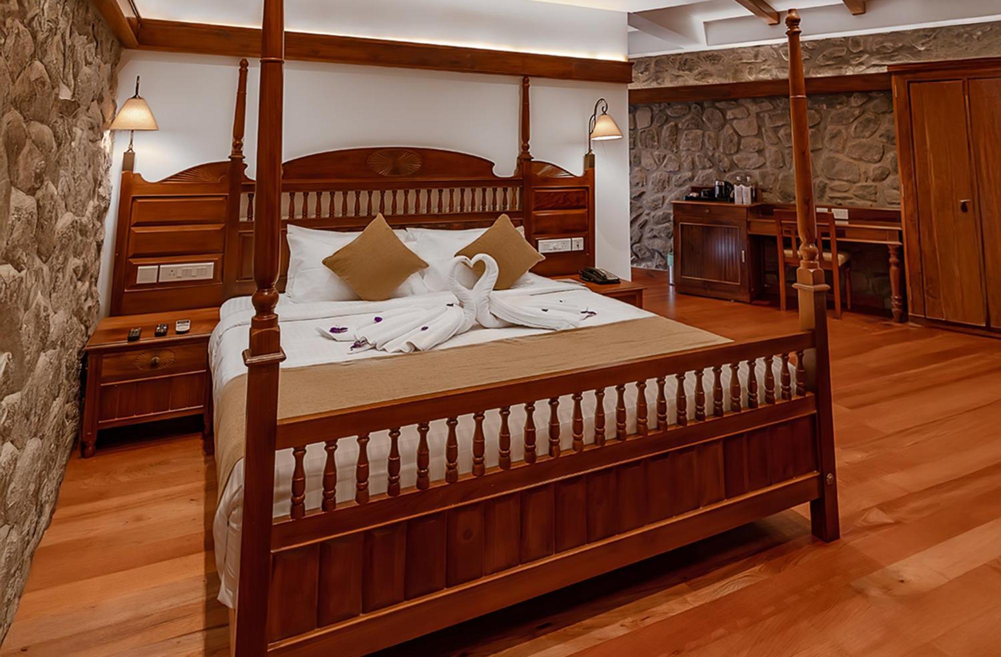 Le Montfort Resort Munnar Extérieur photo