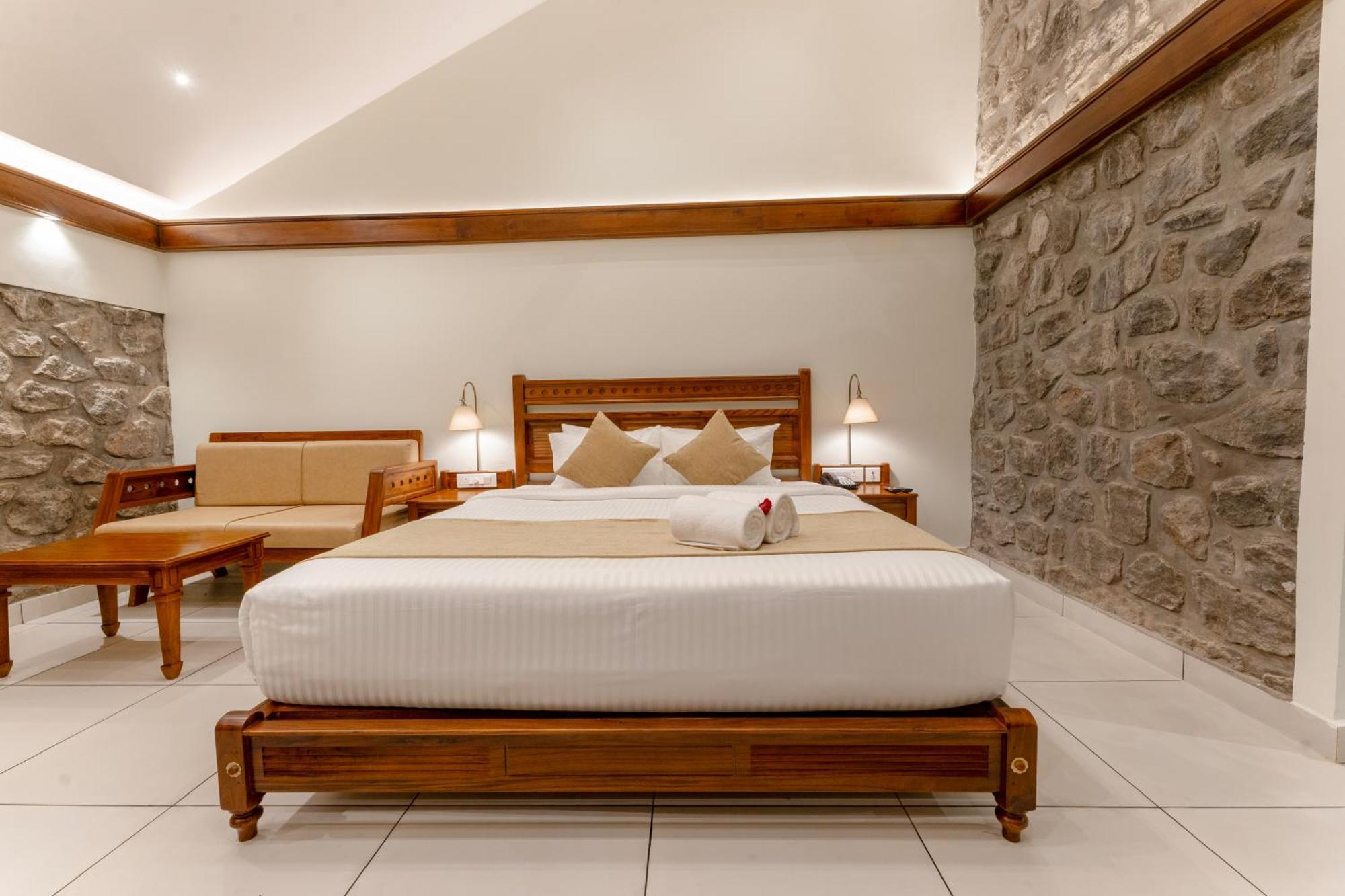 Le Montfort Resort Munnar Extérieur photo